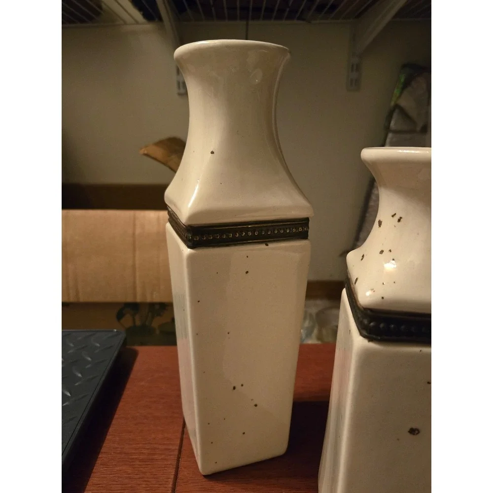 Cream Speckled Ceramic Vase Set Square Tapered Metallic Trim 2 Piece Home Decor